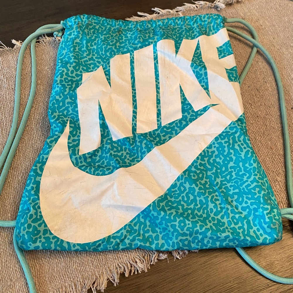 Nike drawstring backpack